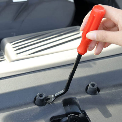 Retirer cache boulon avec pince rivet sur électroménager
